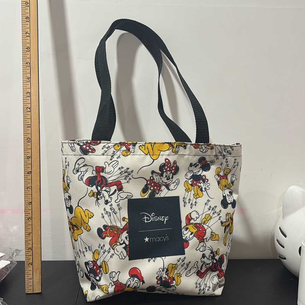 Disney’s Macy Thanksgiving collection small totes